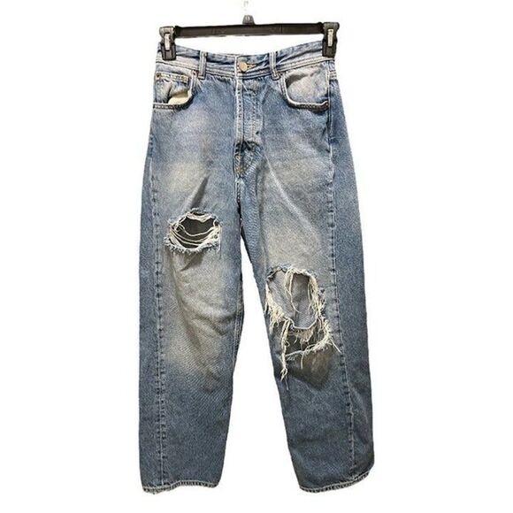 BDG Urban Outfitters Destroyed Jeans in Medium Wash Waist 26" - Picture 1 of 9